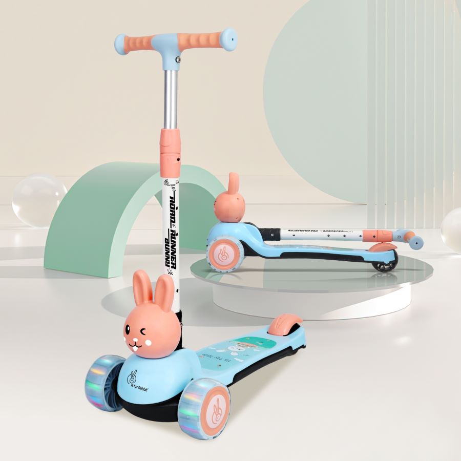White Rabbit Scooter Road Runner Bunny Scooter For Kids With PU LED Wheels - R for Rabbit