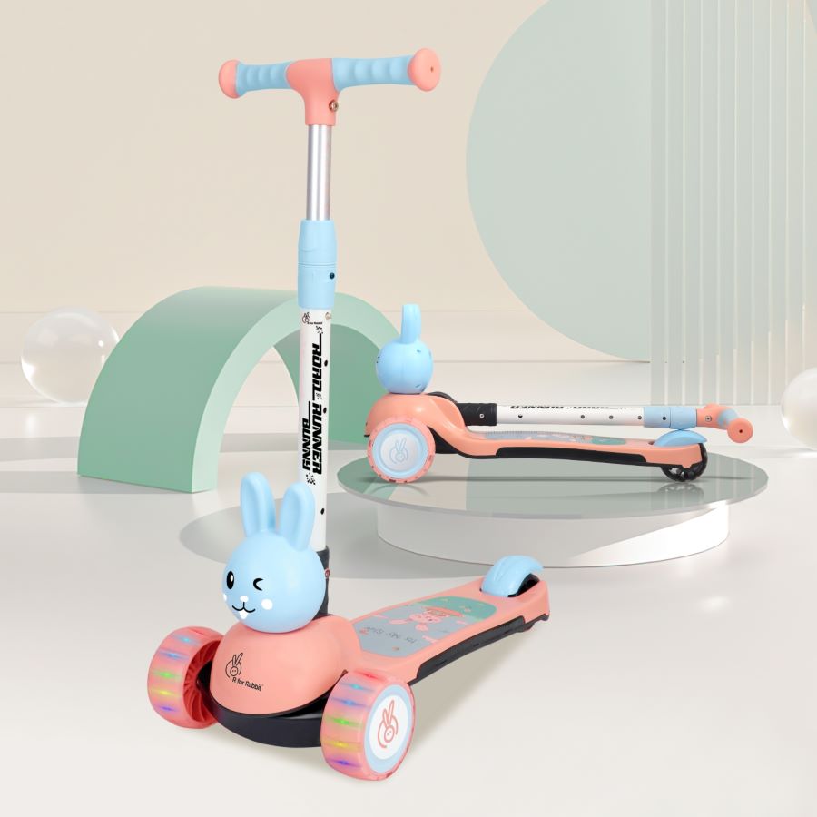 White Rabbit Scooter Road Runner Bunny Scooter For Kids With PU LED Wheels - R for Rabbit